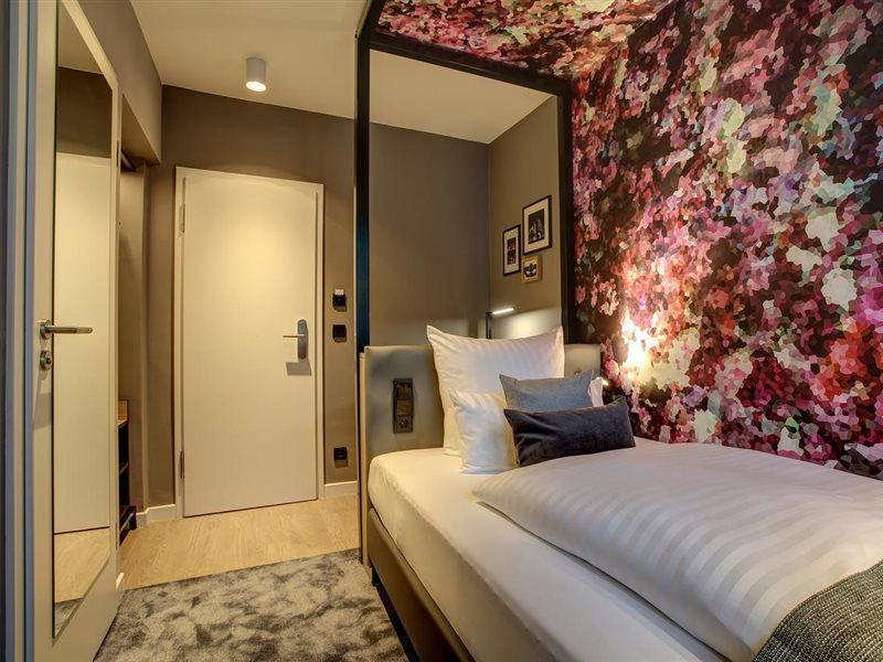 Vienna House Easy By Wyndham Hamburg City Екстериор снимка