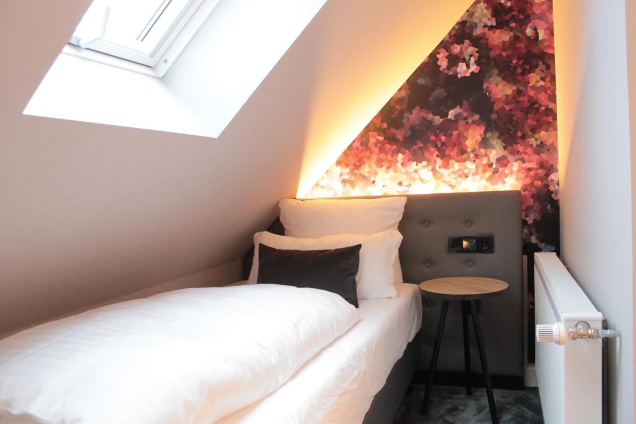 Vienna House Easy By Wyndham Hamburg City Екстериор снимка