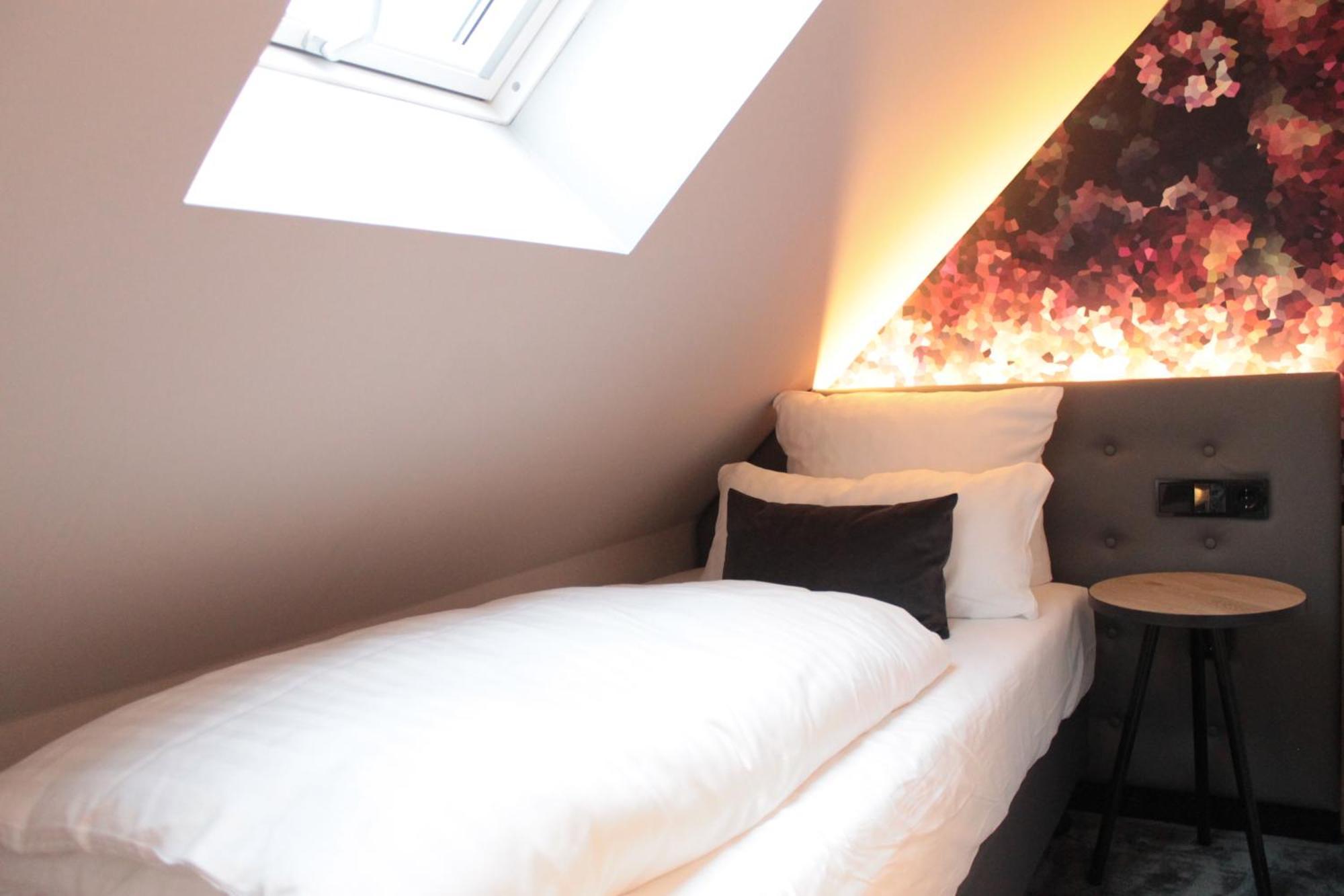Vienna House Easy By Wyndham Hamburg City Екстериор снимка