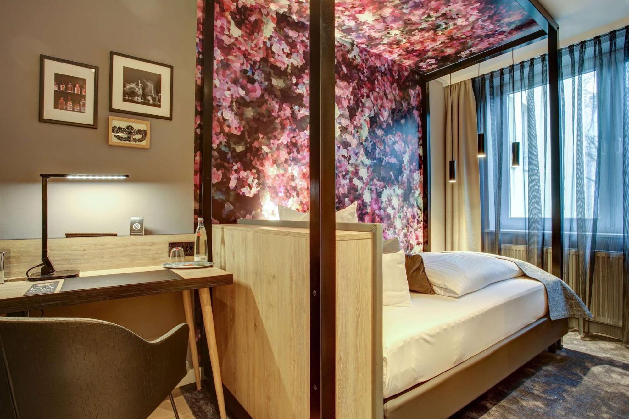 Vienna House Easy By Wyndham Hamburg City Екстериор снимка
