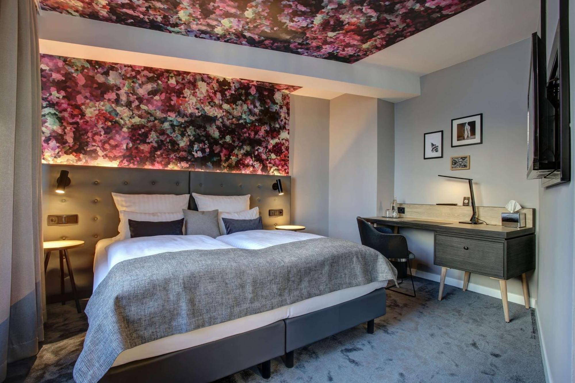 Vienna House Easy By Wyndham Hamburg City Екстериор снимка