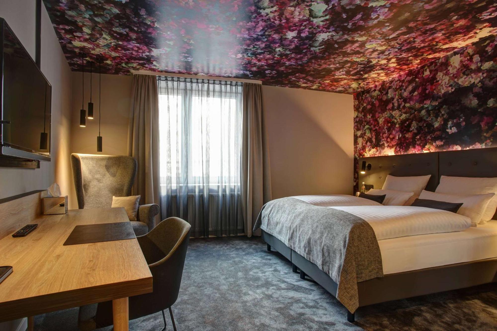 Vienna House Easy By Wyndham Hamburg City Екстериор снимка