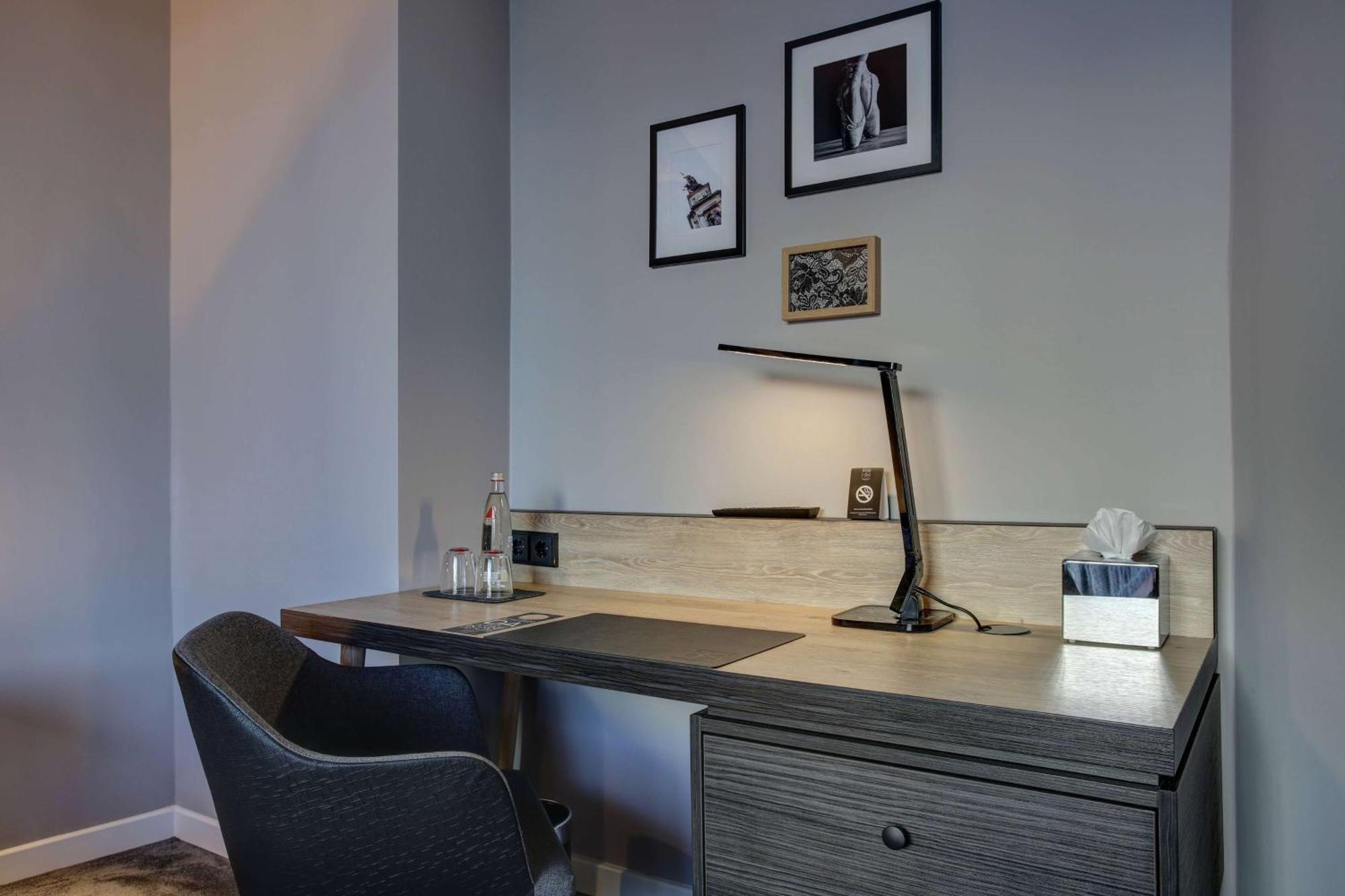 Vienna House Easy By Wyndham Hamburg City Екстериор снимка