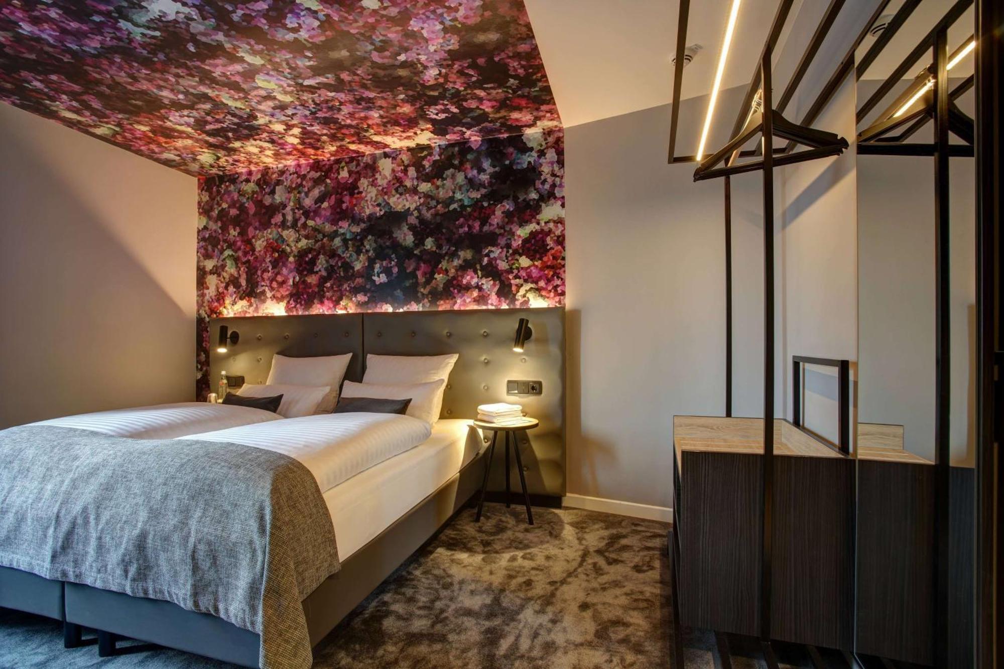 Vienna House Easy By Wyndham Hamburg City Екстериор снимка
