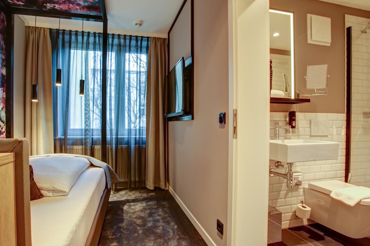 Vienna House Easy By Wyndham Hamburg City Екстериор снимка