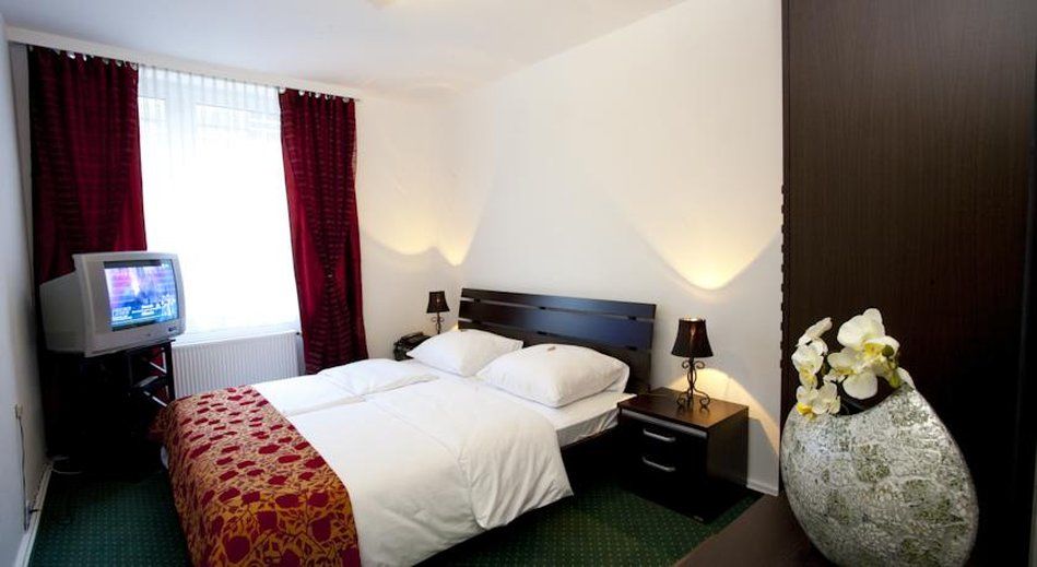 Vienna House Easy By Wyndham Hamburg City Екстериор снимка